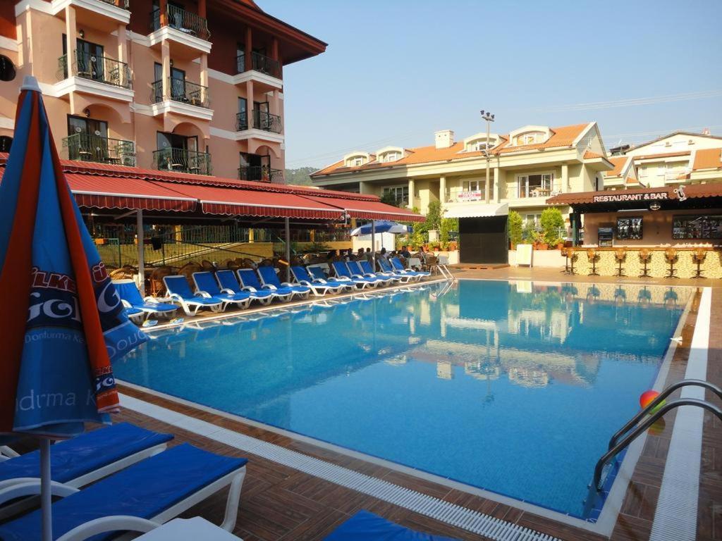 Club Chicago Hotel Marmaris Exterior photo