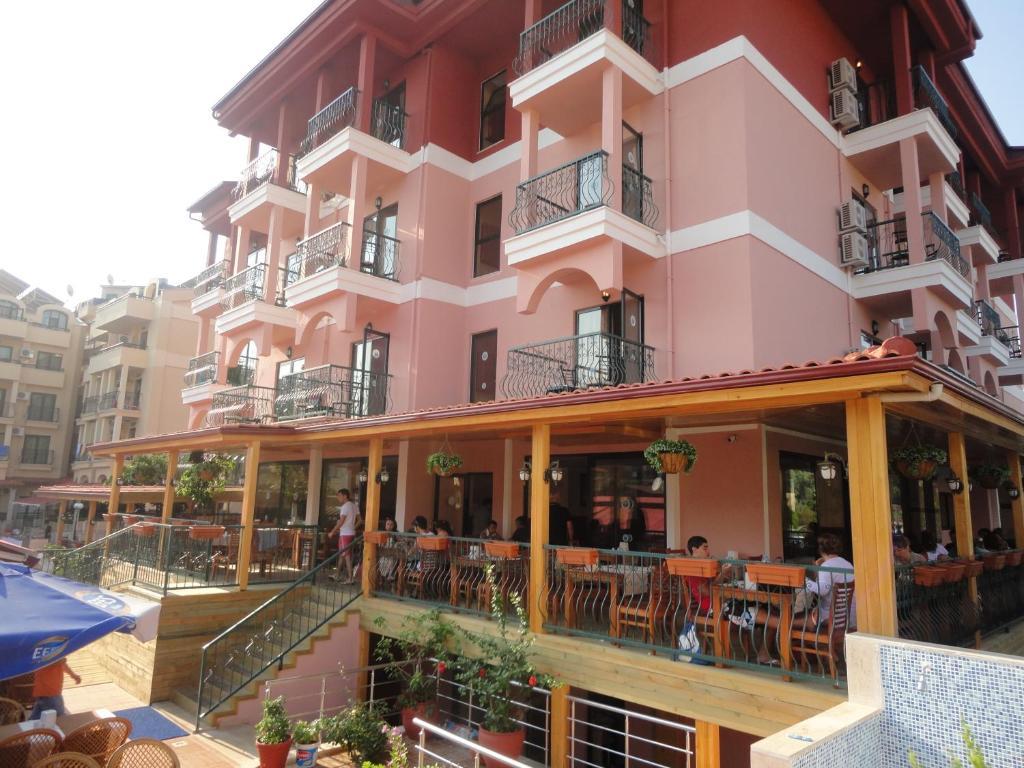 Club Chicago Hotel Marmaris Exterior photo